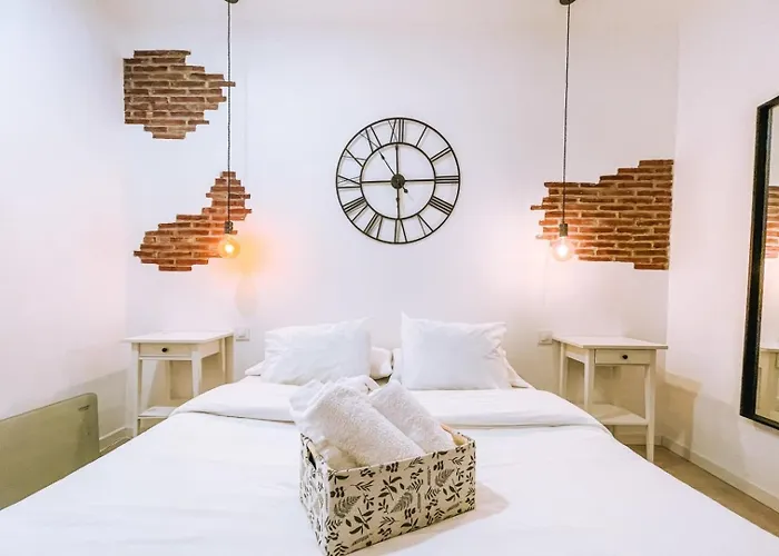 Fee4Me. Amazing Apartment In The Heart Of Lavapies